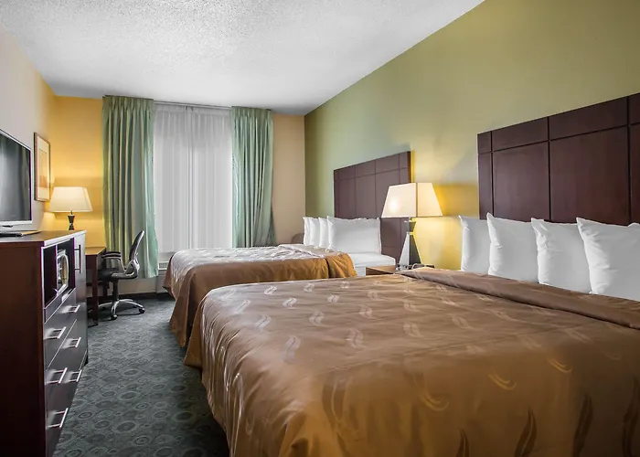 Quality & I-55 And I-74 Hotel Bloomington