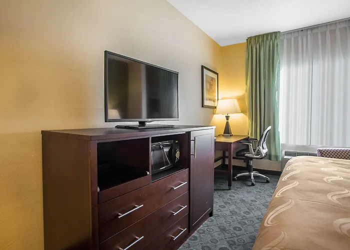 Hotel Quality & I-55 And I-74 Bloomington