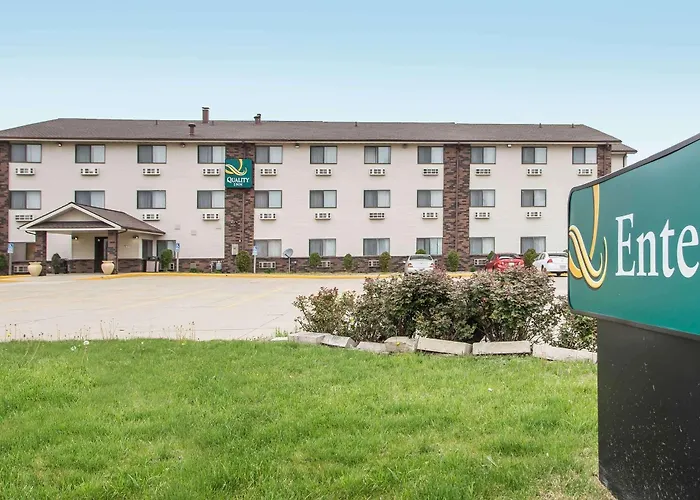 Hotel Quality & I-55 And I-74 Bloomington