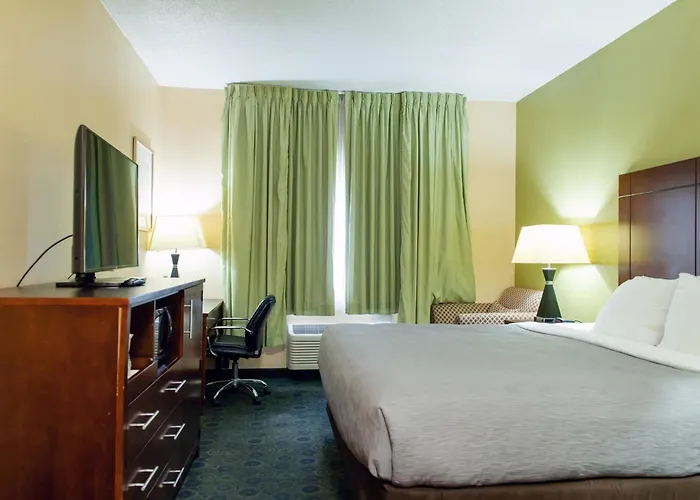 Hotel Quality & I-55 And I-74