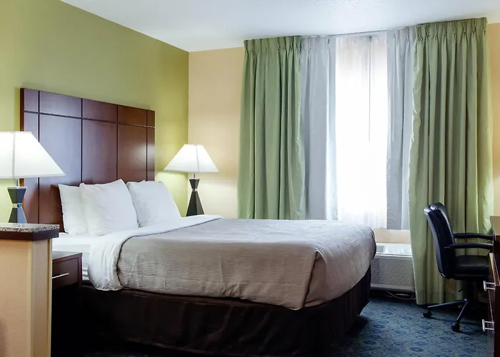 Quality & I-55 And I-74 Hotel Bloomington